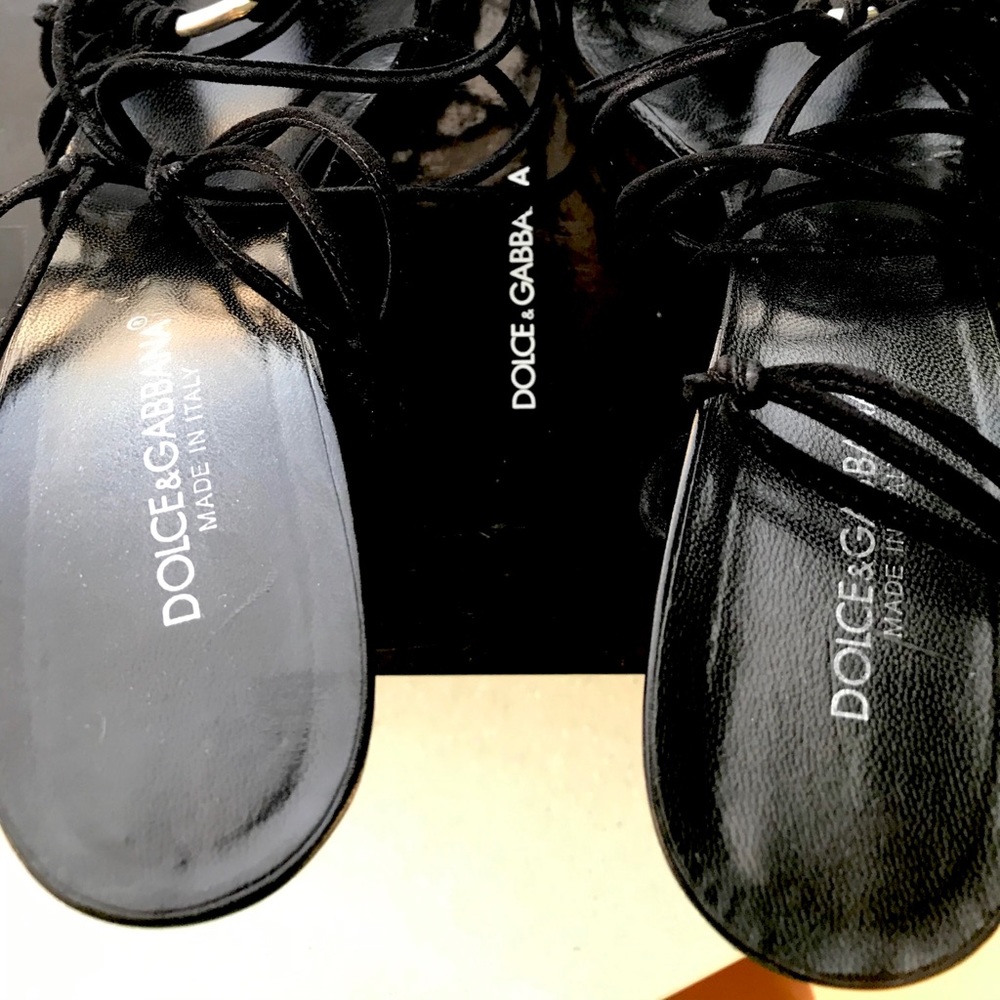 ✨SOLD✨Dolce & Gabbana strappy heels - Picture 3 of 10